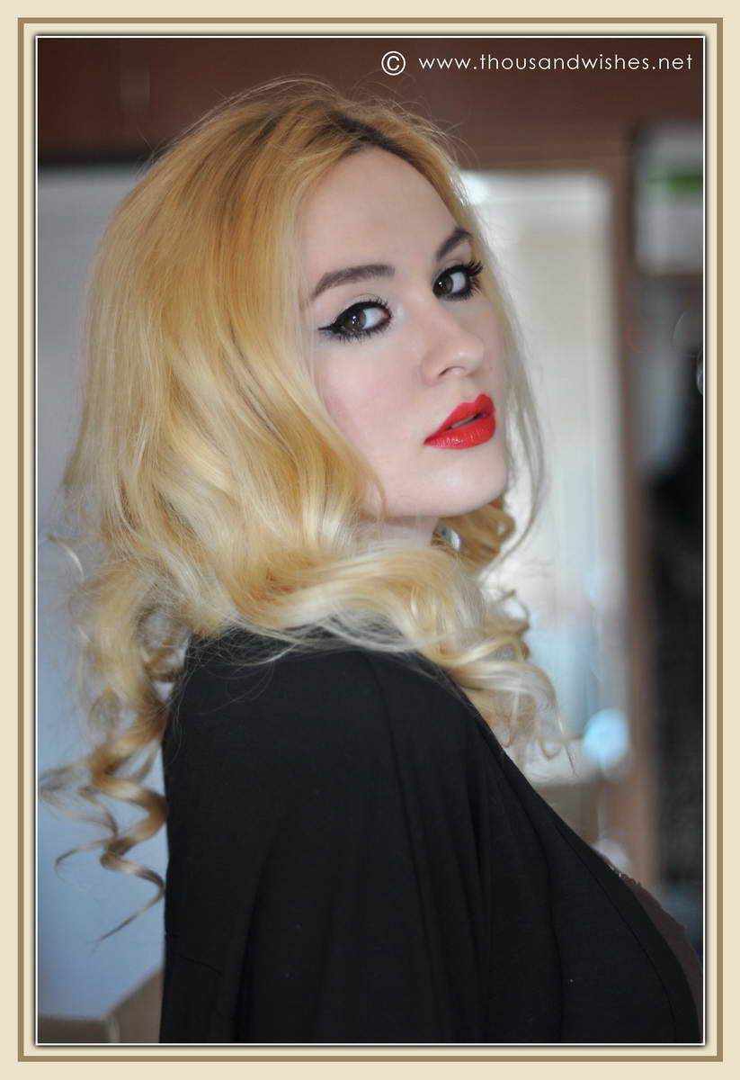 03_red_lips_cateye