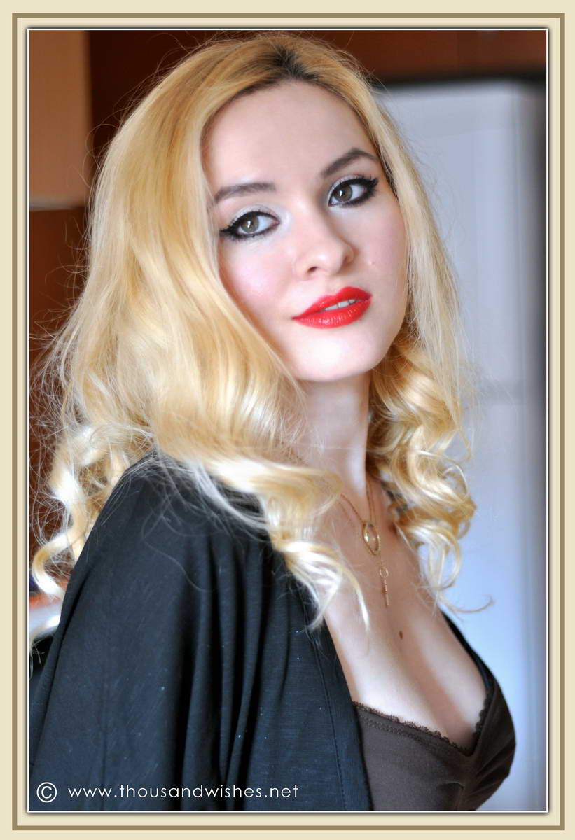 06_red_lips_cateye
