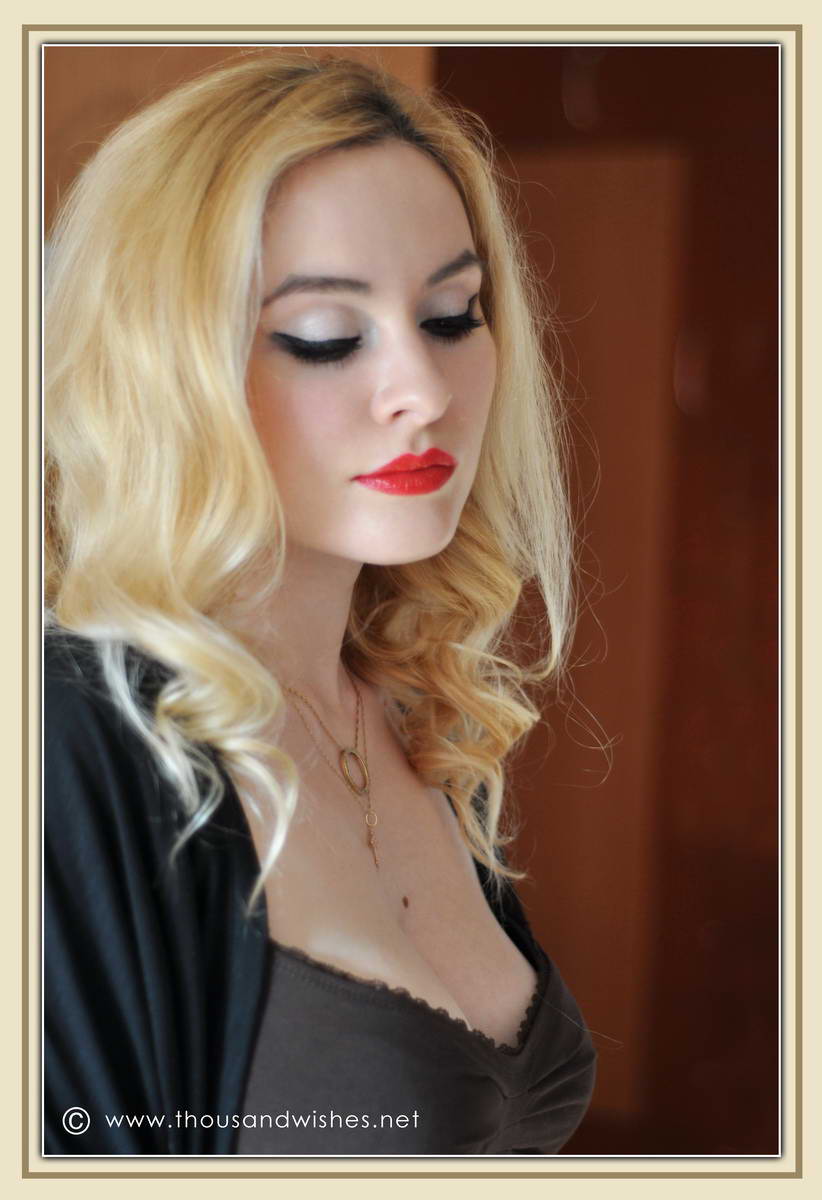 07_red_lips_cateye