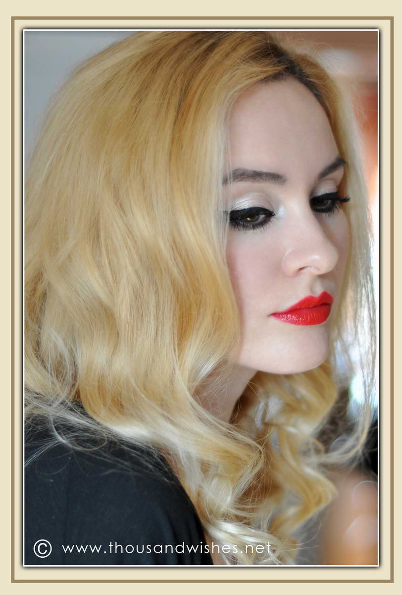 08_red_lips_cateye