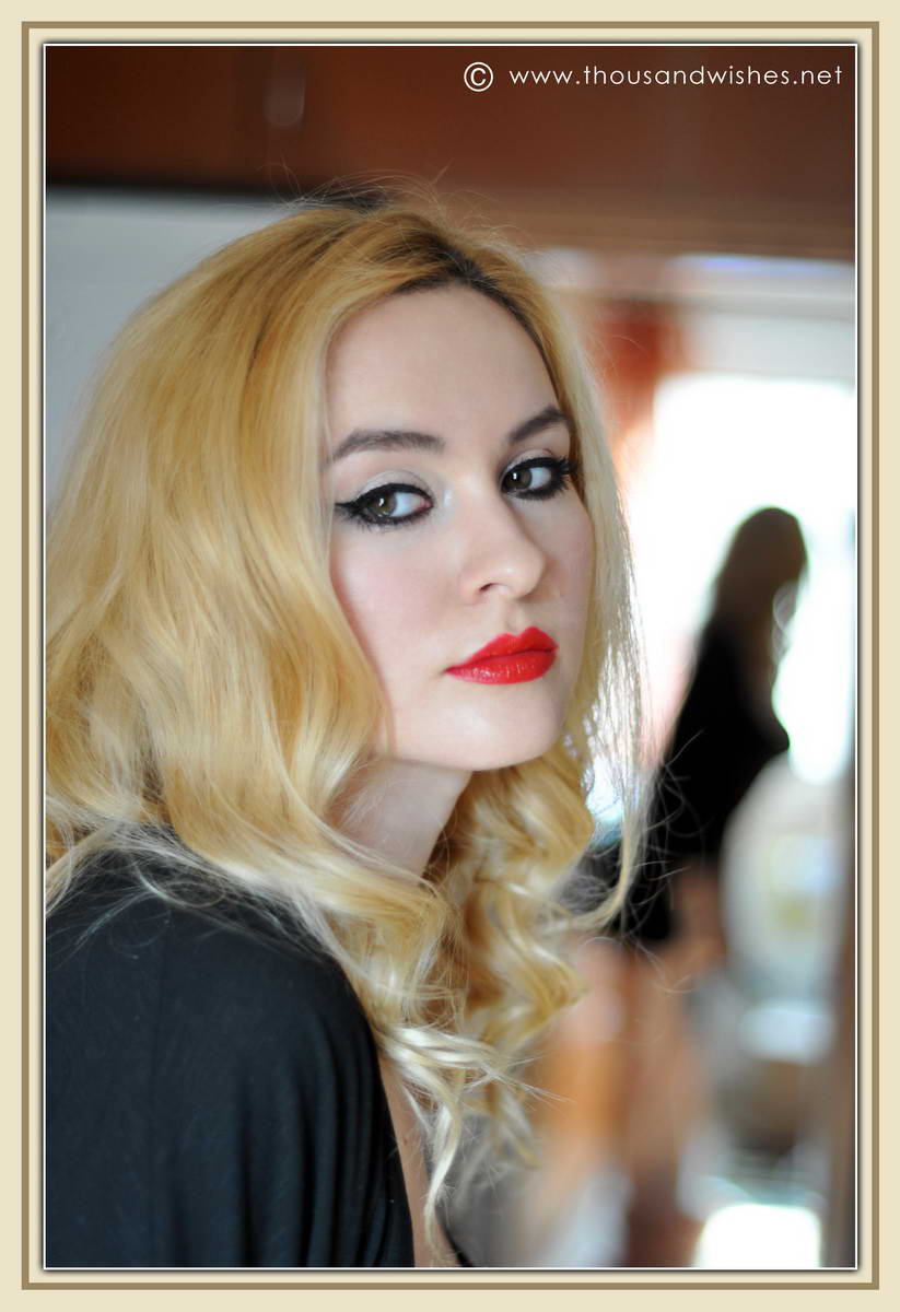 10_red_lips_cateye