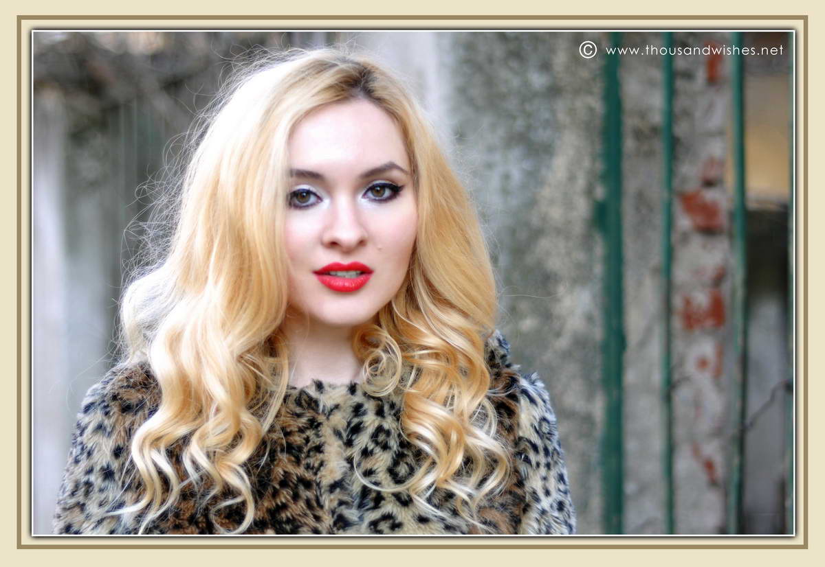 17_leopard_faux_fur_coat_blonde_red_lips